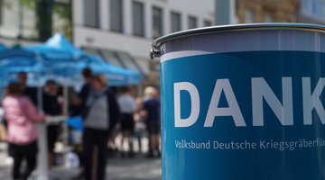 Spendendose des Volksbundes